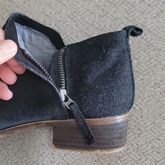 Toms Deia Black Suede Block Heel Shorts Bootie Boots - Size 7 - Picture 7 of 11